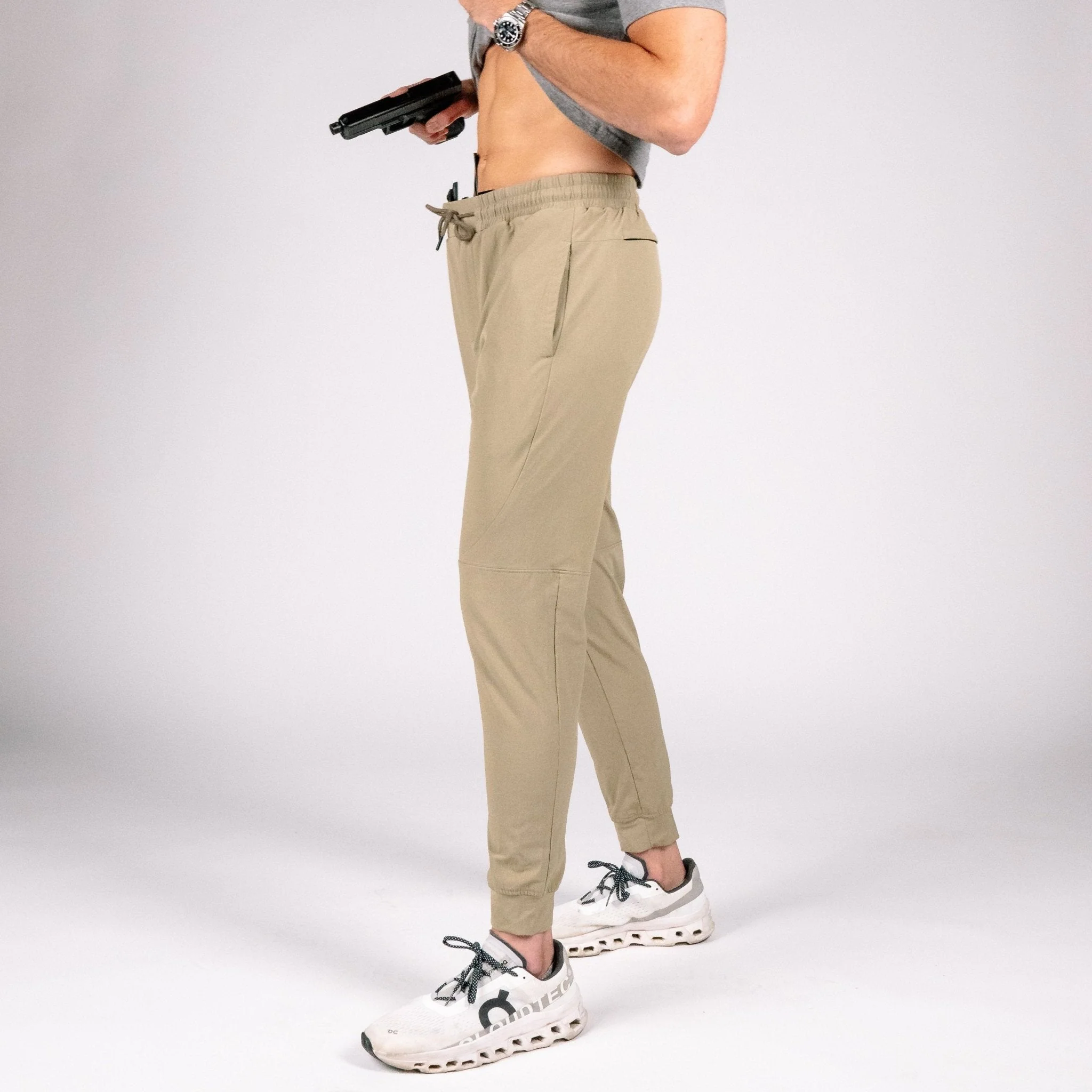 Carrier Traveler Joggers - Image 30