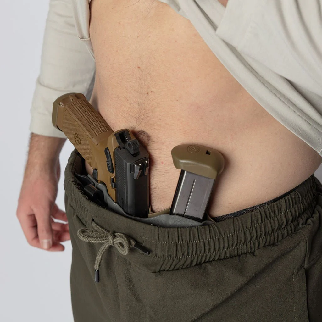 Carrier Traveler Joggers - Image 44